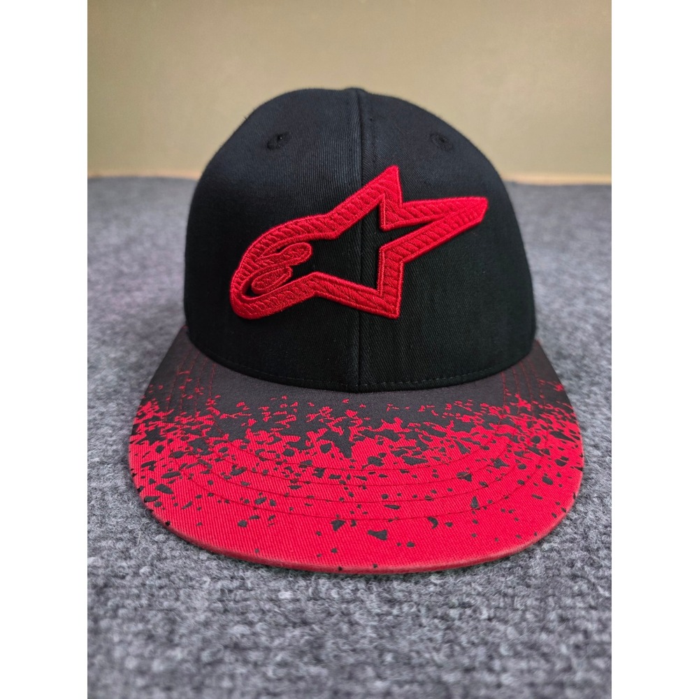 Alpinestars Hat Mens Large-XL Black Red Splatter 210 Fitted Flexfit Flat Brim